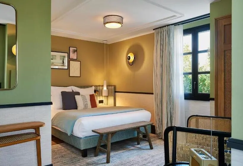 اتاق استاندارد, Ultimate Provence Hotel & Spa