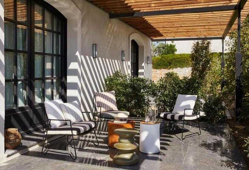 Номер Стандарт с Террасой, Ultimate Provence Hotel & Spa