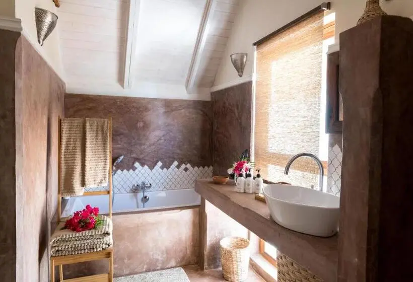 デラックスビラの１ベッドルーム, Clove Island Villas & Spa