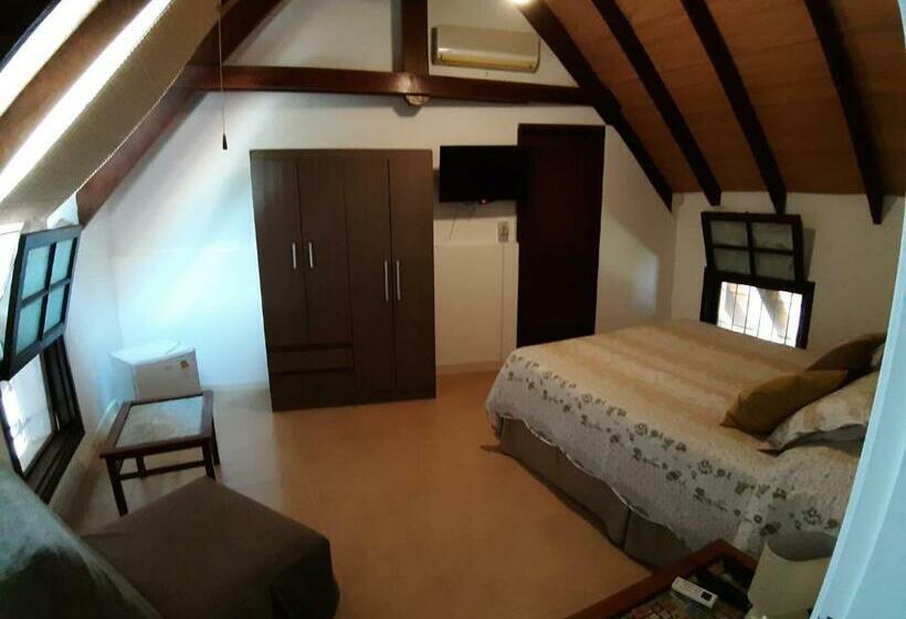 سوییت سوپریور, Ars Amici