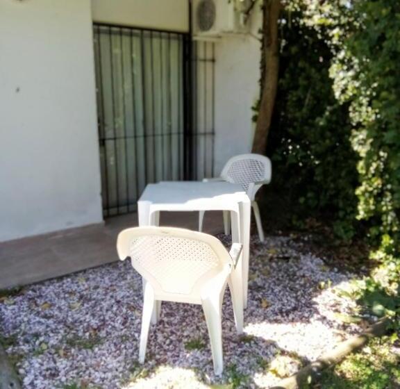 سوییت سوپریور, Ars Amici