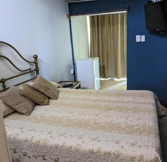 سوییت سوپریور, Ars Amici