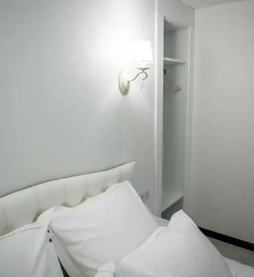 سوییت, Apart Hotel Quartet