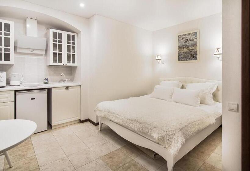 اتاق لوکس, Apart Hotel Quartet