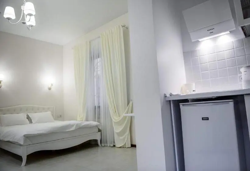 اتاق لوکس, Apart Hotel Quartet