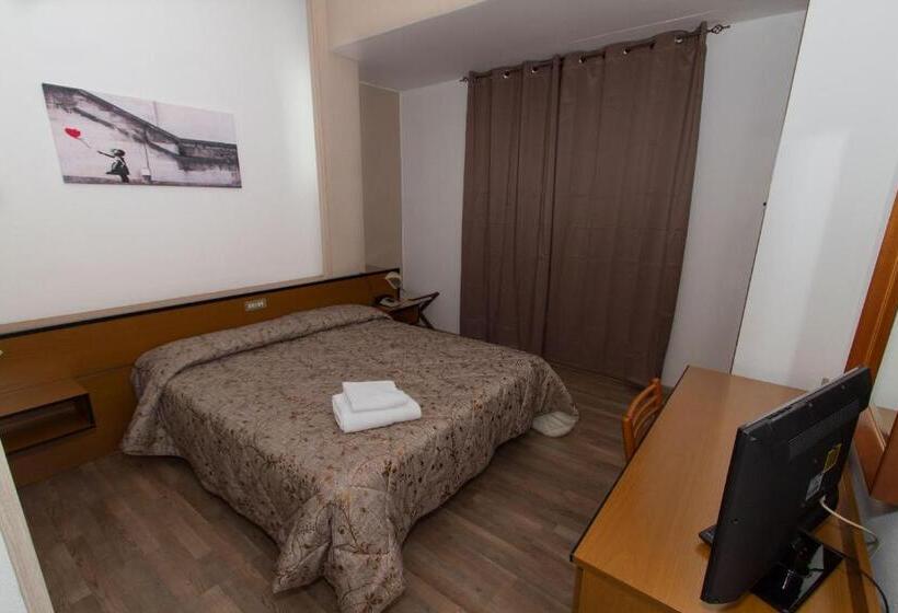 חדר סטנדרט יחיד, Albergo Martini