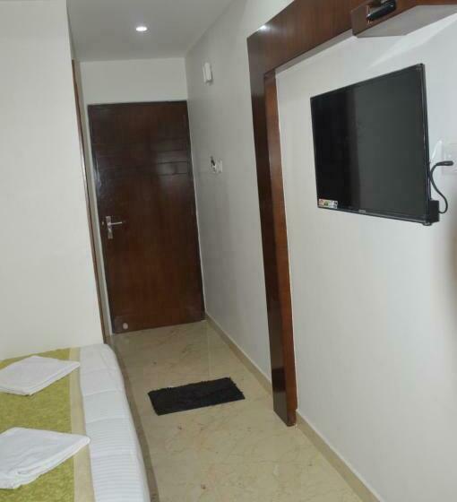 غرفة ديلوكس, Midcity