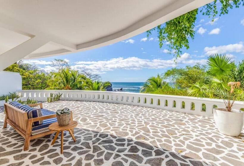 Номер Deluxe Вид на Море с Балконом, Nosara Beach