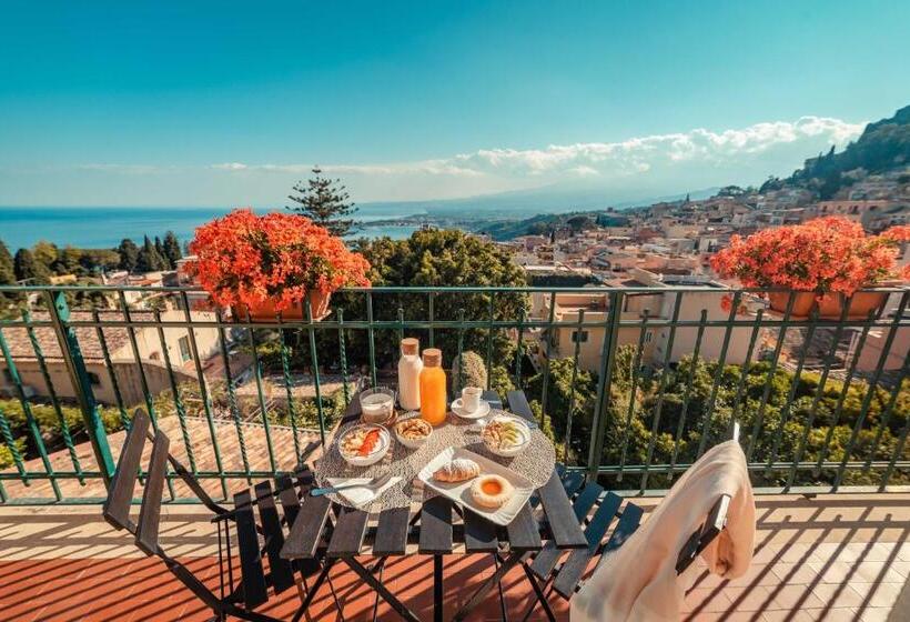 Habitación Estándar Vista Mar con Balcón, B&b Teatro Greco 39