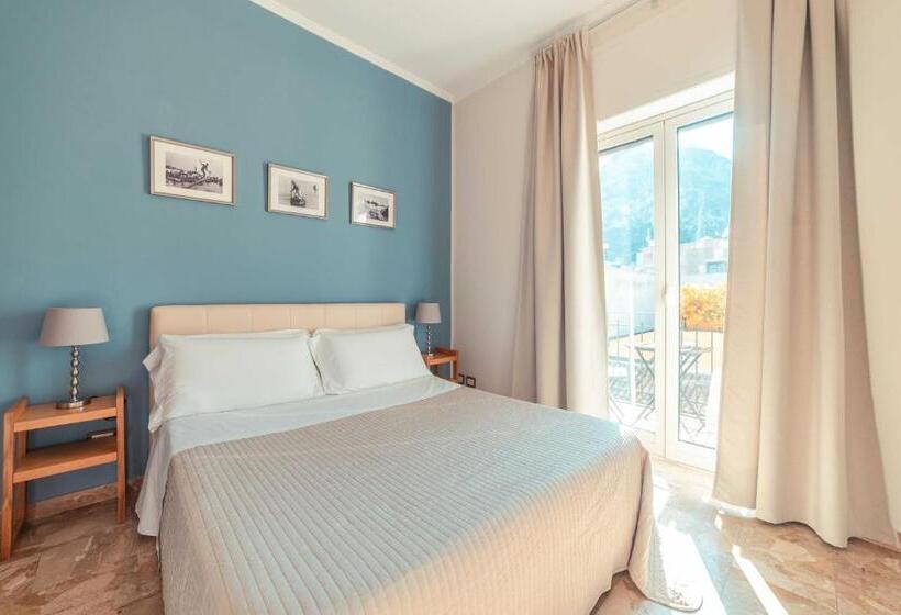 Habitación Estándar con Balcón, B&b Teatro Greco 39