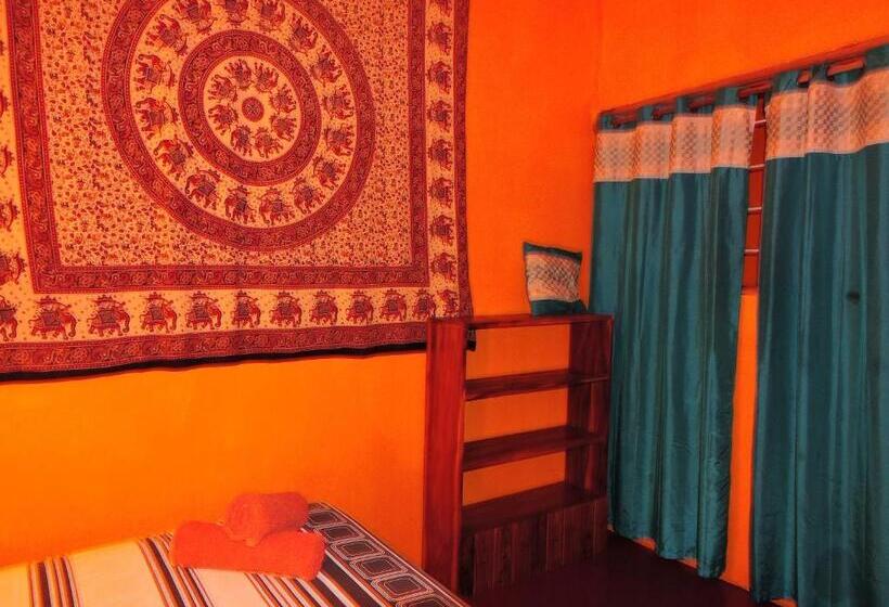 חדר סטנדרט, Buena Onda Backpackers