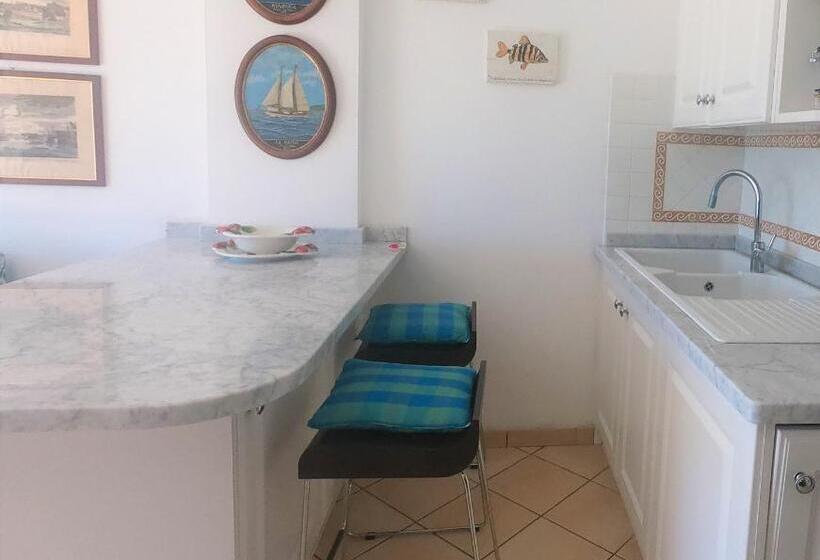 شقة غرفة نوم واحدة مزودة بشُرفة, Michelangelo Rta