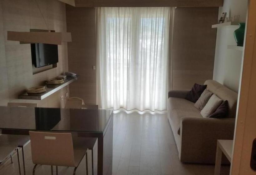 شقة ديلوكس غرفة واحدة, Michelangelo Rta