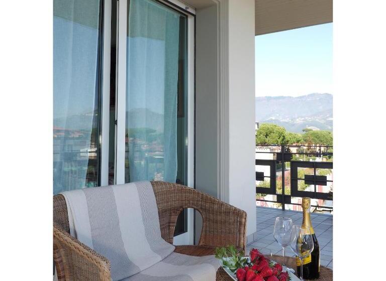 شقة غرفتين, Michelangelo Rta