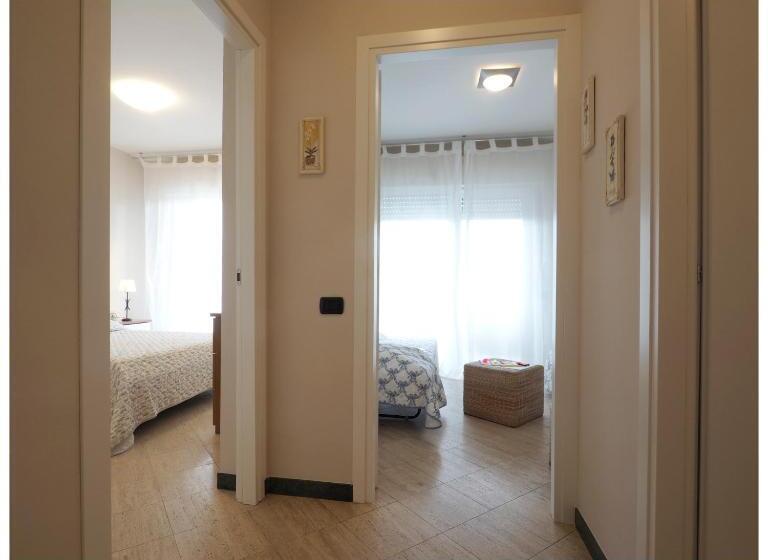 شقة غرفتين, Michelangelo Rta