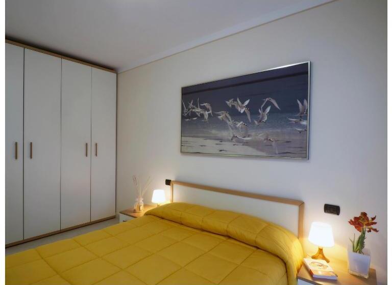 شقة غرفتين, Michelangelo Rta