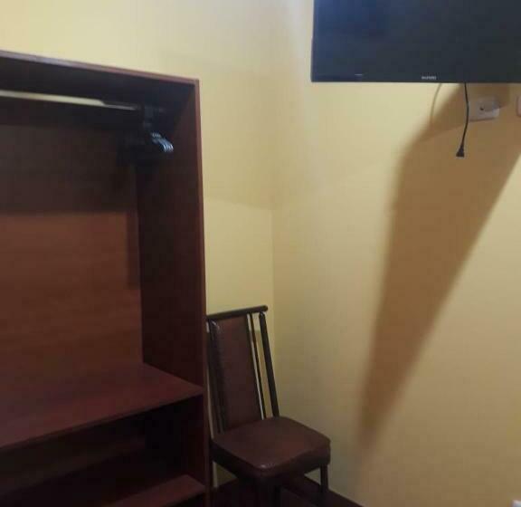 Номер Стандарт, El Marquez