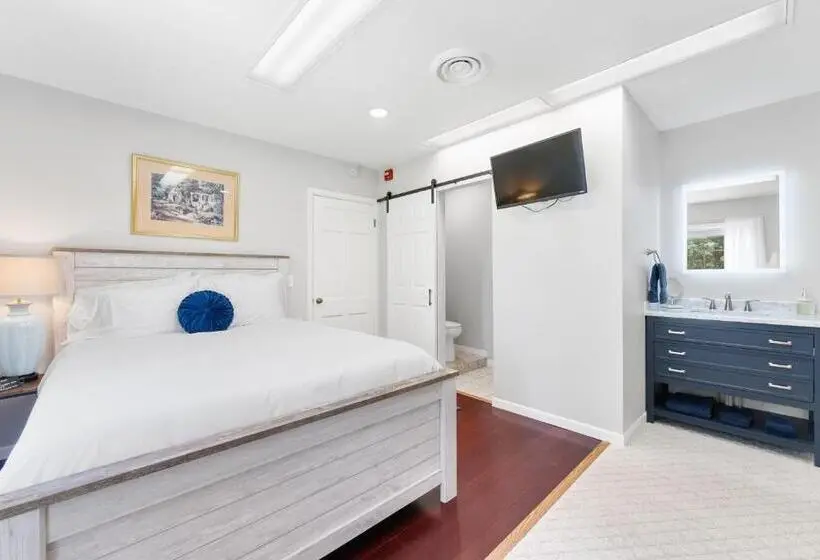 デラックススタジオ, Presidents House B & B