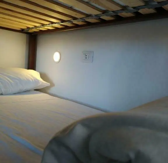 Vuode Makuusalissa, Patagon Backpackers
