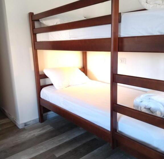 スタンダード4人部屋, Patagon Backpackers
