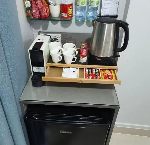 اتاق لوکس یک تخته, Tourist Inn