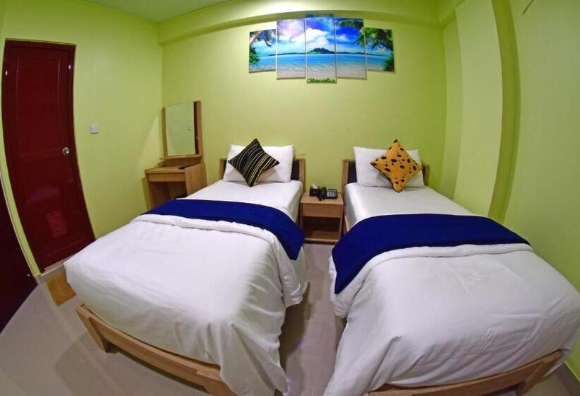 اتاق لوکس, Tourist Inn