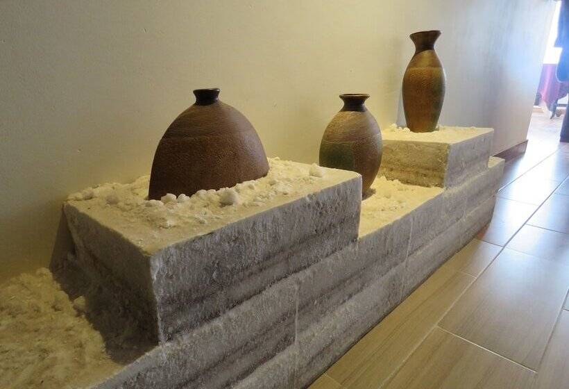 اتاق لوکس, De Sal Atipax