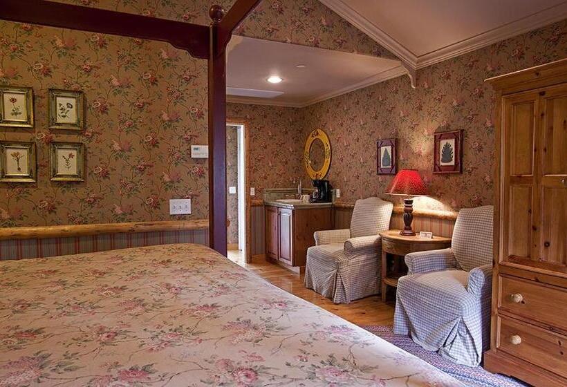 جناح جونيور, Circle Bar B Guest Ranch