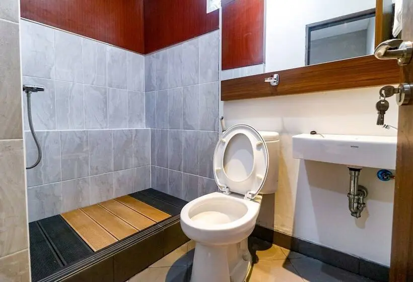 スタンダードルーム, Reddoorz Near Kebon Jeruk Jakarta