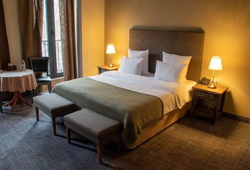 اتاق لوکس, Apricot Hotel Yerevan