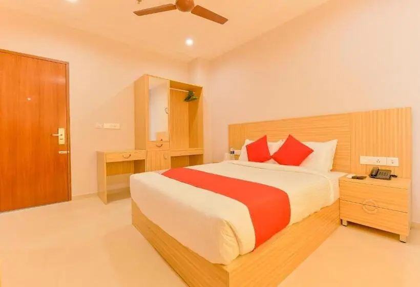 Comfort Kolmen Hengen Huone, Super Hotel O Edassery Blue Bells
