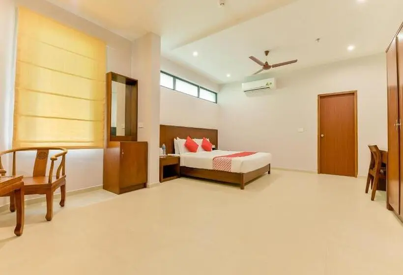 Comfort Kolmen Hengen Huone, Super Hotel O Edassery Blue Bells