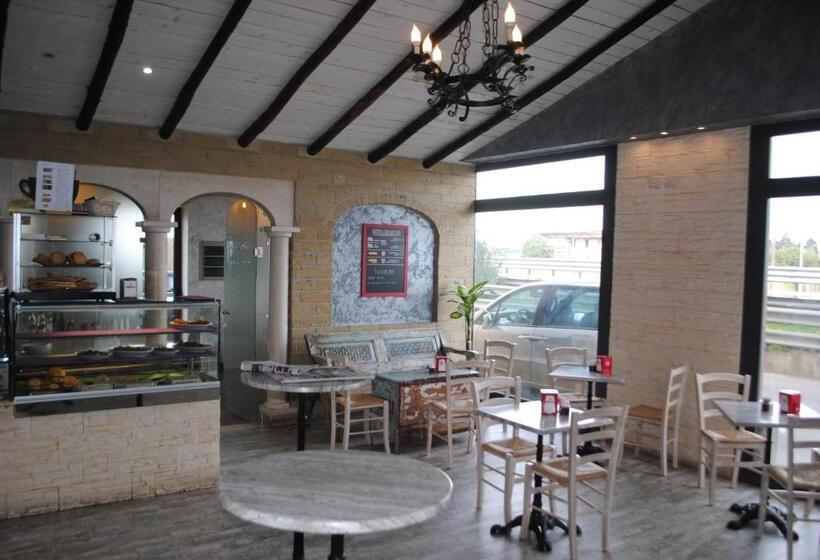 חדר סטודיו סטנדרד, Luxar Room