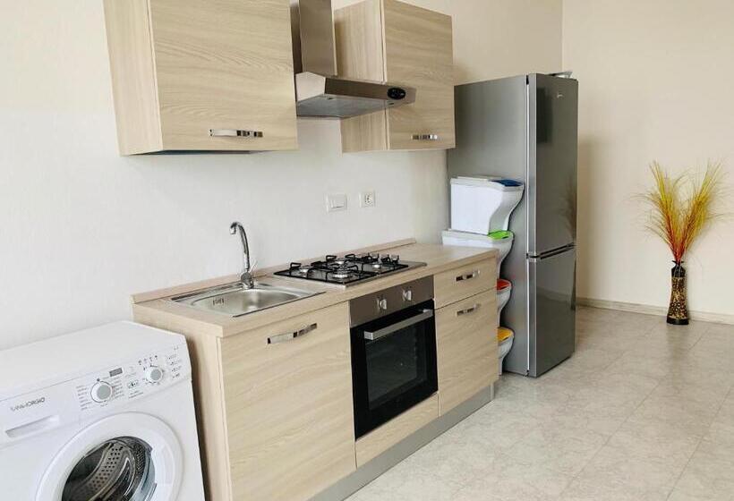 Студия Стандарт, Luxar Room