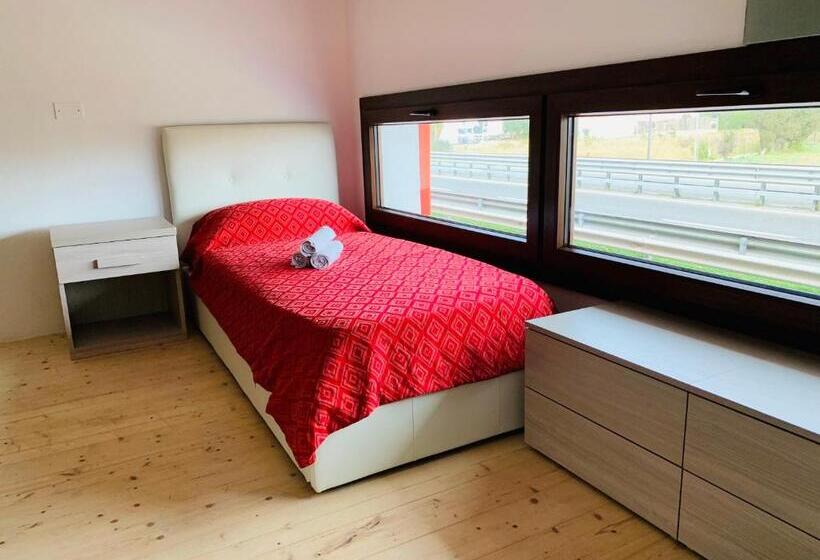 חדר סטודיו סטנדרד, Luxar Room