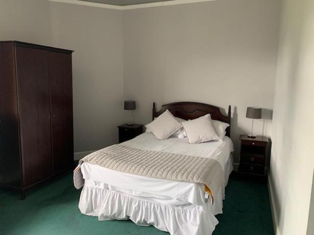Номер Стандарт, Dunmar House
