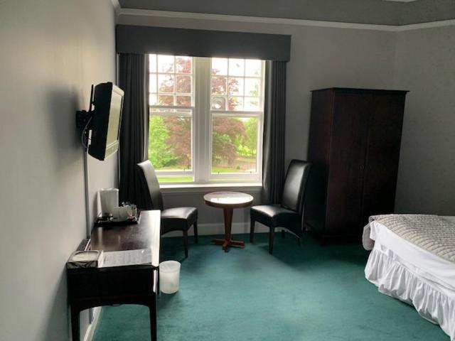 スタンダードルーム, Dunmar House