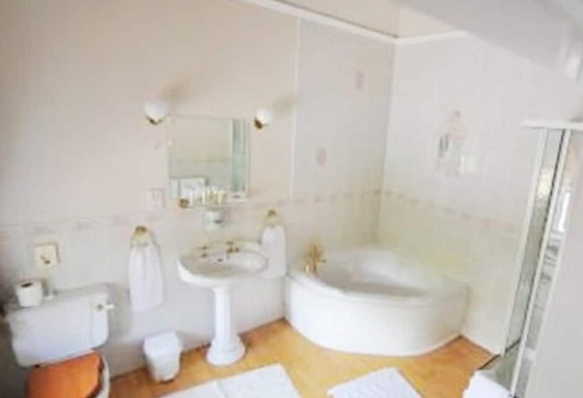 デラックスルーム, Dunmar House