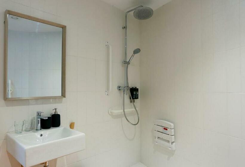 Номер Стандарт Адаптированный для Инвалидов, Hostal Ses Negres