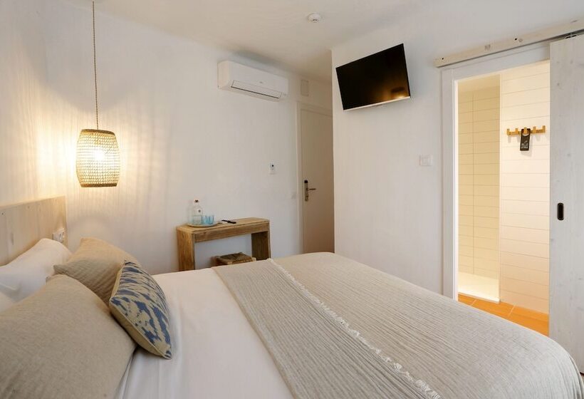 Номер Стандарт Внутренний, Hostal Ses Negres