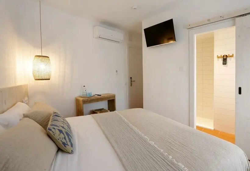 اتاق استاندارد اینتریور, Hostal Ses Negres