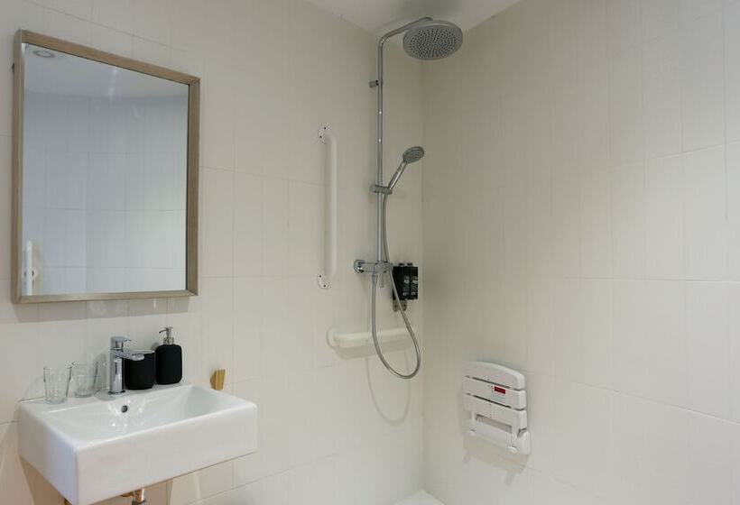 Номер Стандарт, Hostal Ses Negres