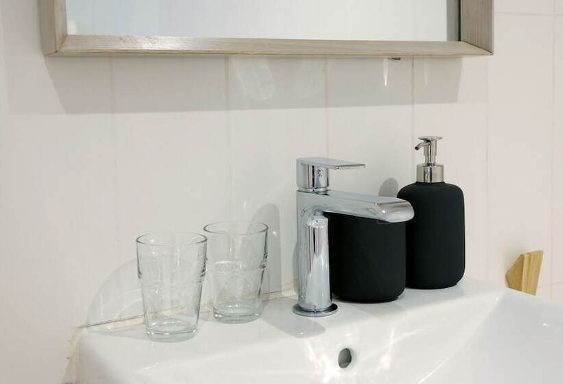 Номер Стандарт, Hostal Ses Negres