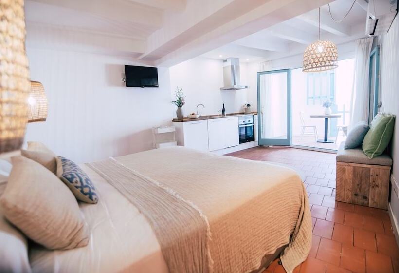 Студия Стандарт, Hostal Ses Negres