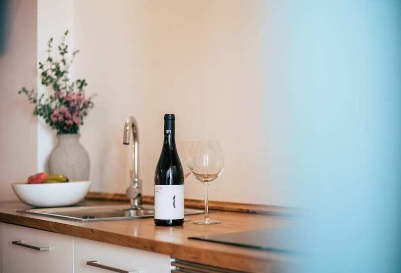 Студия Стандарт, Hostal Ses Negres