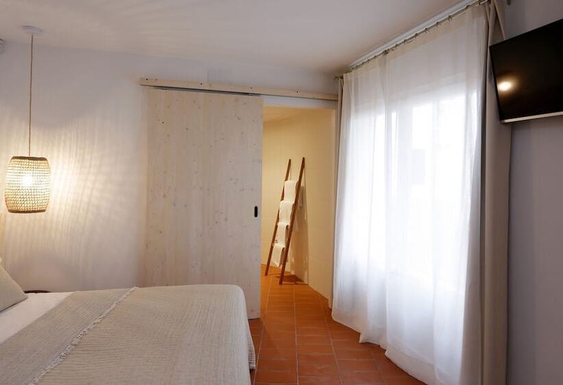 Номер Стандарт, Hostal Ses Negres