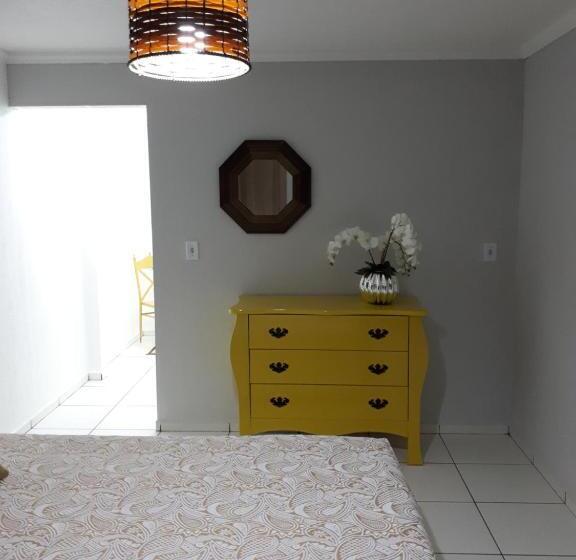 سوئیت با تخت بزرگ, Pousada Cris Garden Bed&breakfast