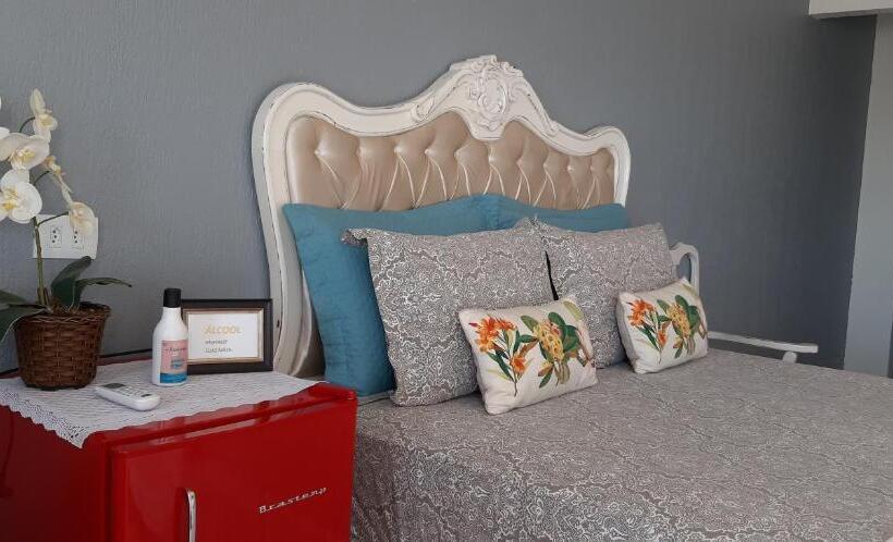سوییت لوکس, Pousada Cris Garden Bed&breakfast