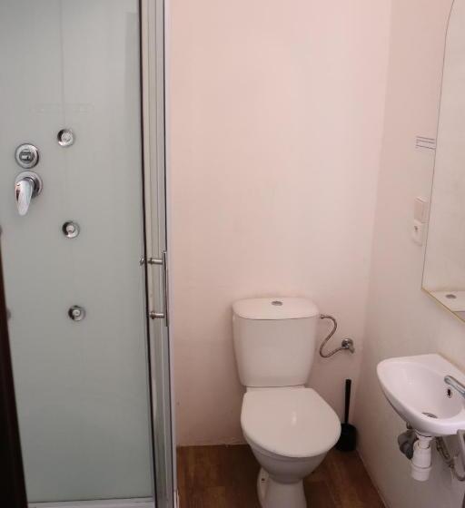 غرفة قياسية حمام مشترك, U Betty   Ostrava Centrum