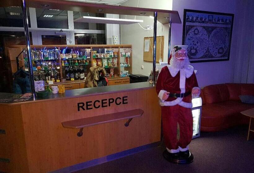 기본 룸 공용 욕실, U Betty   Ostrava Centrum